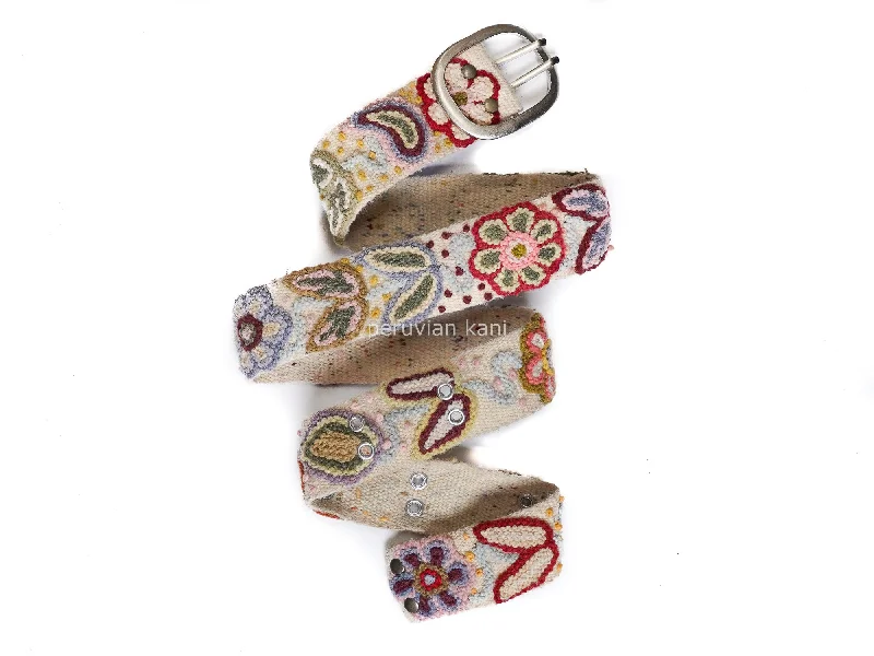 Pachamama belt - Ivory embroidered belt organic dyes