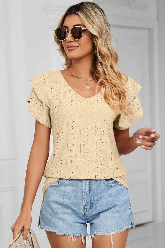 PUNCHING LACE CAKE PUFF V NECK T-SHIRTS